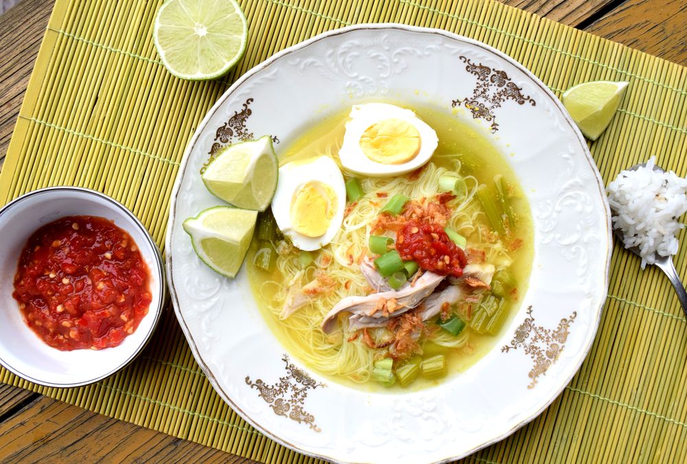 Kuřecí vývar recept - Soto ayam, indonéský vývar