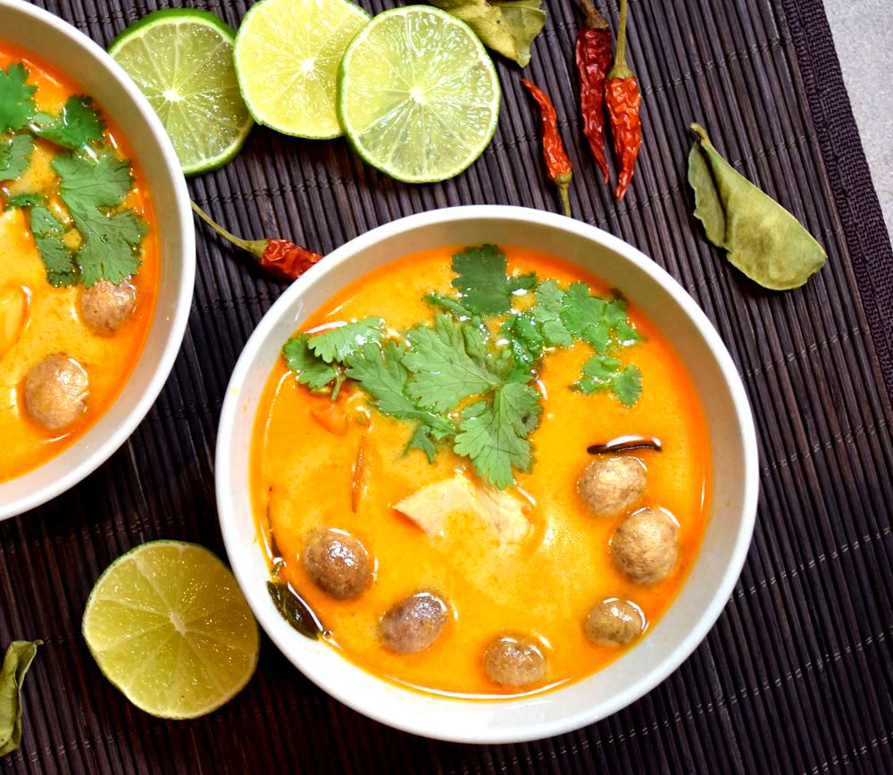 Thajská polévka Tom Kha Gai recept